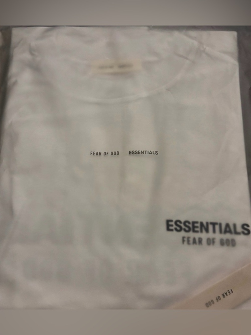 Essentials fear of god classic fit tshirt SS26 - Picture 4 of 4